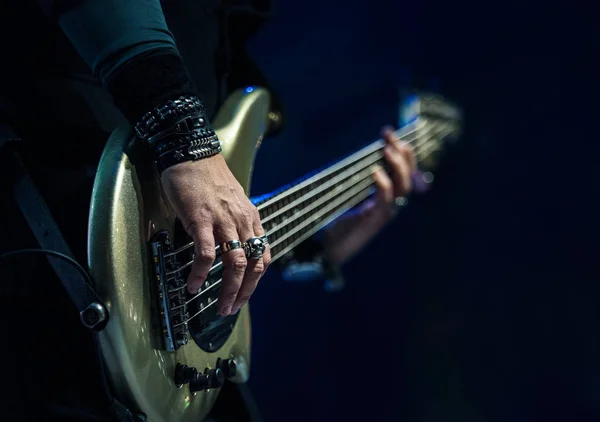 Guitarrista Tocando Guitarra Concerto — Fotografia de Stock