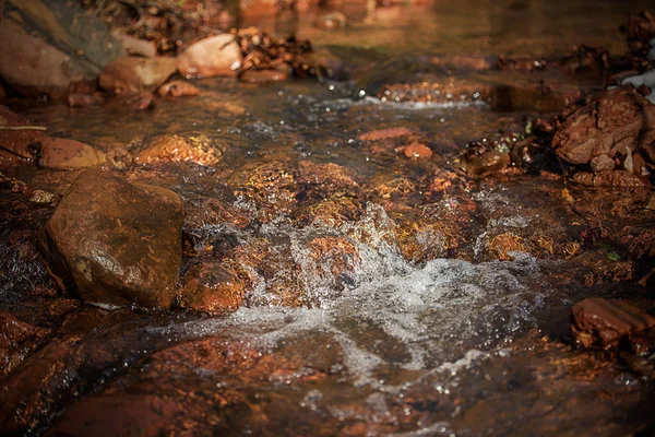 Río de la montaña — Foto de Stock