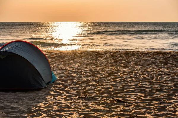 Küçük bir çadır — Stok fotoğraf