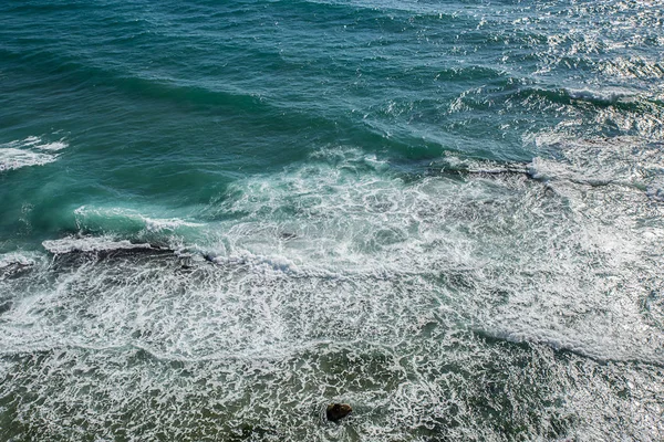 Mer avec vagues — Photo