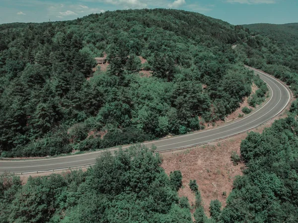 Estrada Sobre Montanha Sem Veículo Disparada Drone — Fotografia de Stock