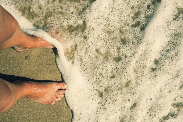 Headshot Man Feet Sandy Beach — Stock Photo, Image