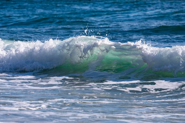 Okyanustaki Sahne Dalgaları — Stok fotoğraf