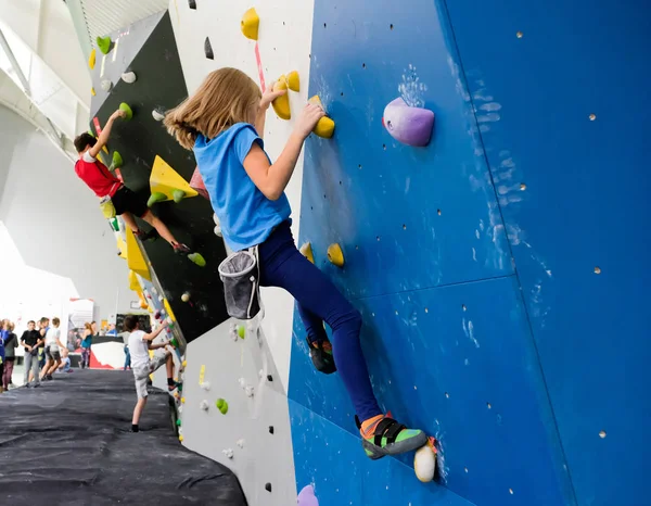 Active Caucasian Female Child Climbing Wall — Stock Photo, Image