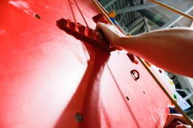 adam tırmanma duvarı, closeup çekim üzerinde pratik