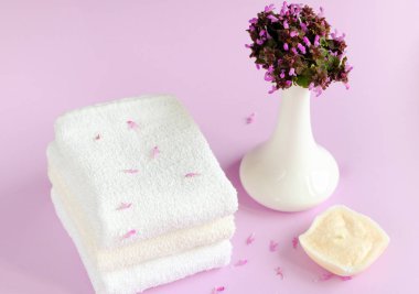 Temiz ve taze pamuklu havlular
