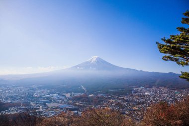 Kawaguchiko Tenjoyama Park Mt. Kachi Kachi Ropeway Panorama Mt. Fuji görünümü, Japonya.