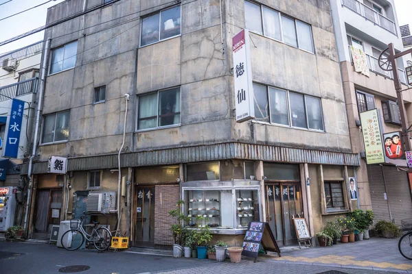 Tóquio Japão Novembro 2018 Uma Cena Rua Com Muitos Edifícios — Fotografia de Stock