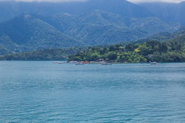 Tayvan'daki ünlü Sun Moon Gölü'nün manzara görünümü