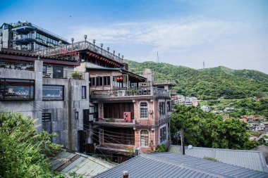 Jiufen, Tayvan - 6 Haziran 2018: Jiufen'deki ünlü küçük dağ kasabasının görünümü