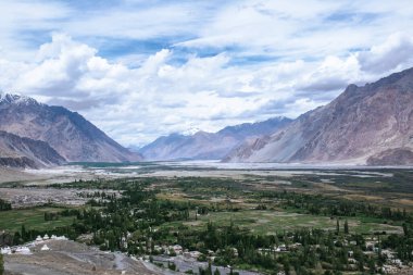 Nubra Vadisi 'nin muhteşem manzarası.