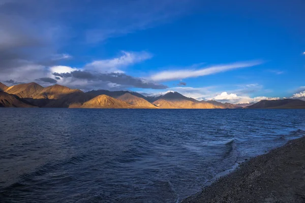 Lago Pangong Tiene 134Km Largo Extiende Desde India Hasta China — Foto de Stock