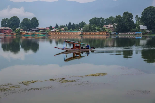 Shikara Liten Paddlade Taxibåt Det Den Kulturella Symbolen För Kashmir — Stockfoto