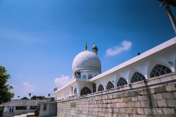 Srinagar Indie Června 2019 Hazratbal Mešita Nachází Okrese Srinagar Západním — Stock fotografie