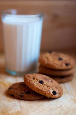 süt ve yulaf ezmesi kurabiye