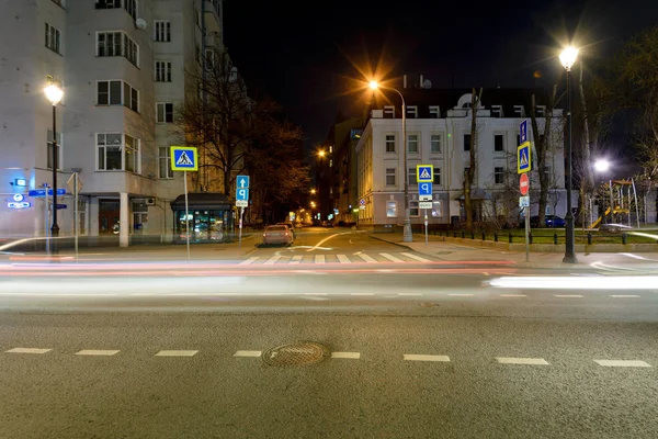 Night City Landskap Lång Exponering Med Bil Lampor — Stockfoto