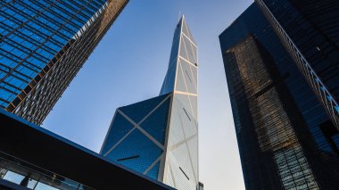 Hong Kong - 9 Aralık 2016: Banka Çin Hong Kong merkezi iş alanında modern bir ofis kulesi olduğunu. 