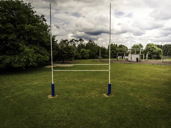 Kaleler kırsal okul rugby alan dron görünümü