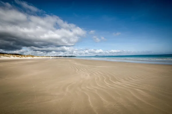 Гарне фото Puheke пляж на півострові Karikari, жиру північ від Нової Зеландії Ліцензійні Стокові Фото