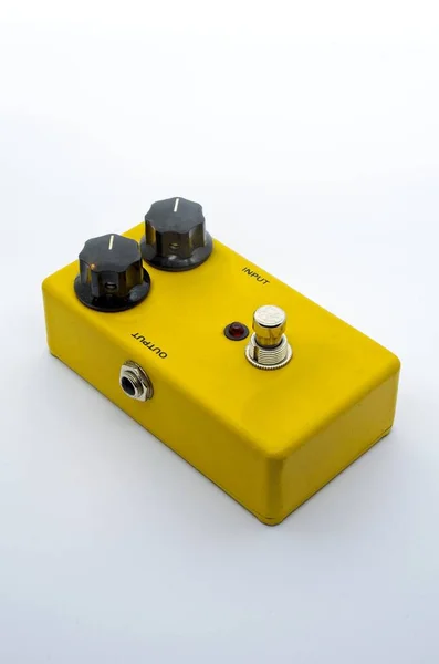 Pedale Effetto Chitarra Gialla Stompbox Sfondo Bianco — Foto Stock