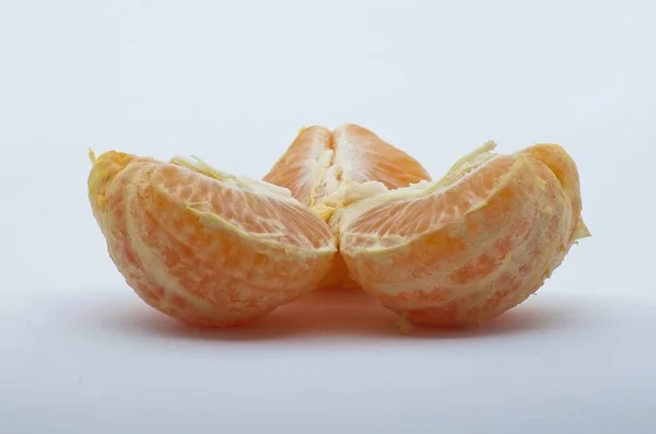 Mandarine Über Weißen Hintergrundaufnahmen — Stockfoto