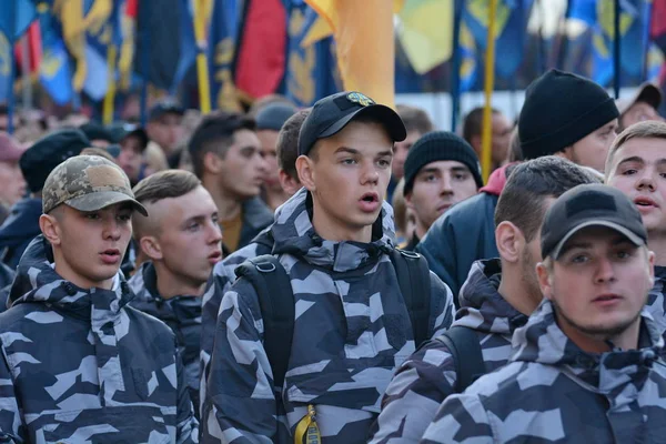 Kyiv Ucrania Octubre 2018 Miembros Los Movimientos Nacionalistas Asisten Mitin —  Fotos de Stock