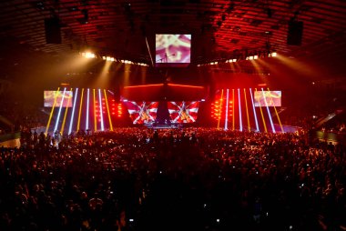 Kiev, Ukrayna - 19 Ekim 2018: Rock grubu Hardkiss 