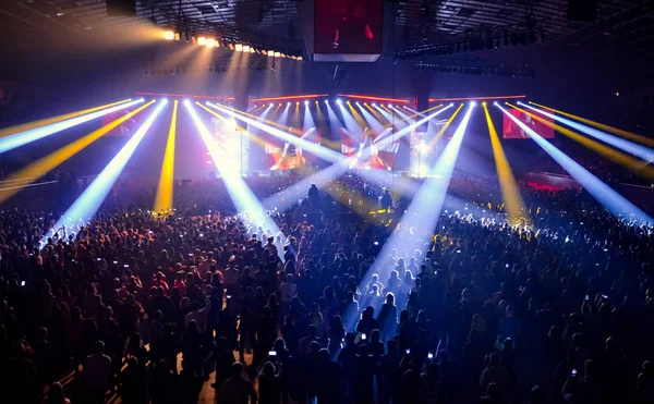 Kiev, Ukrayna - 19 Ekim 2018: Rock grubu Hardkiss 