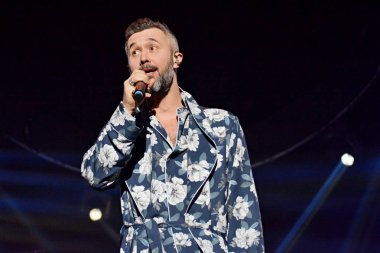 Kiev, Ukrayna - 11 Aralık 2018: Eski rock band 5' nizza üyesi. Ukraynalı şarkıcı Sergei Babkin Kiev'de gerçekleştirme