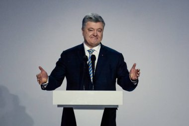 Kiev, Ukrayna - 29 Ocak 2019: Ukrayna Cumhurbaşkanı Petro Poroshenko adreslerine taraftarlarının Kiev