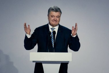 Kiev, Ukrayna - 29 Ocak 2019: Ukrayna Cumhurbaşkanı Petro Poroshenko adreslerine taraftarlarının Kiev