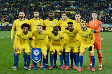 Kiev, Ukrayna - 14 Mart 2019: Chelsea oyuncu Fc Dinamo Kiev Kiev, Ukrayna Milli Güvenlik Olimpiyskyi Stadyumu'nda karşı Şampiyonlar Ligi oyun öncesi bir grup fotoğrafı için poz. Chelsea 5-0 kazandı