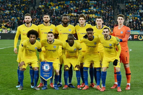 乌克兰基辅 2019年3月14日 切尔西球员在乌克兰基辅的 Nsc Olimpyskyi 体育场与基辅 Dynamo 比赛前摆姿势合影 切尔西以5比0获胜 — 图库照片