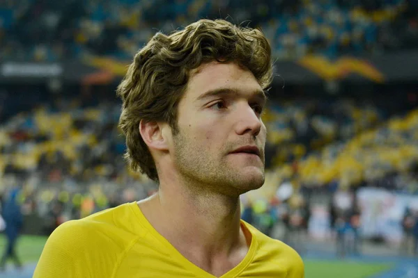 Kiev, Ukrayna - 14 Mart 2019: Marcos Alonso, Chelsea Fc Dinamo Kiev Kiev, Ukrayna Milli Güvenlik Olimpiyskyi Stadyumu'nda karşı Şampiyonlar Ligi Oyun sırasında. Chelsea 5-0 kazandı 