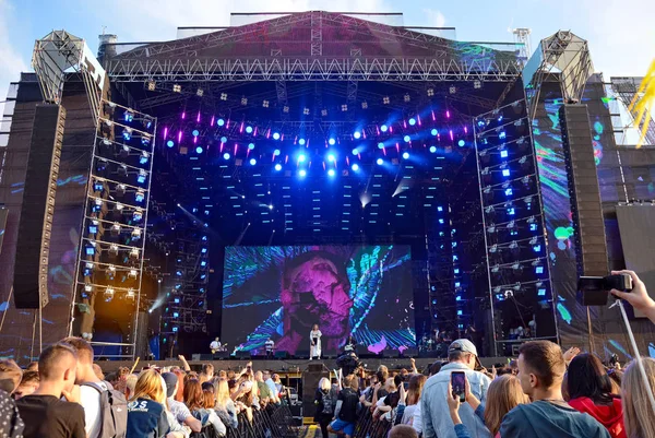 Kiev, Ukrayna - 9 Temmuz 2019: Müzik Festivali Atlas Weekend 2019 Ana Sahne