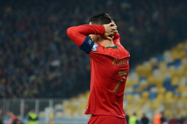 Kyiv, Ukrayna - 14 Ekim 2019: Portekizli Cristiano Ronaldo Ukrayna ve Portekiz arasında oynanan Avrupa ön eleme maçında Kyiv Olimpiyat Stadyumu 'nda
