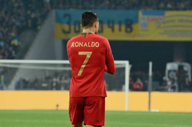 Kyiv, Ukrayna - 14 Ekim 2019: Portekizli Cristiano Ronaldo Ukrayna ve Portekiz arasında oynanan Avrupa ön eleme maçında Kyiv Olimpiyat Stadyumu 'nda