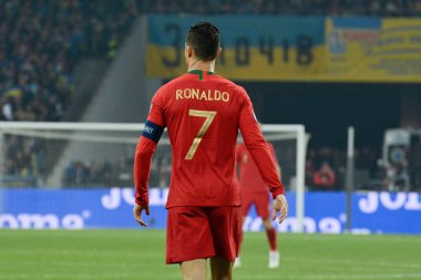 Kyiv, Ukrayna - 14 Ekim 2019: Portekizli Cristiano Ronaldo Ukrayna ve Portekiz arasında oynanan Avrupa ön eleme maçında Kyiv Olimpiyat Stadyumu 'nda