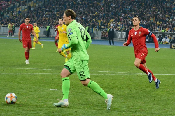 Kyiv Ukrayna Ekim 2019 Portekizli Cristiano Ronaldo Ukraynalı Kaleci Andriy — Stok fotoğraf