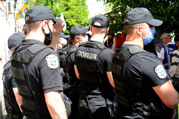 KYIV, UKRAINE - 1 JULY 2020: Police outside the Pechersk district court which will choose measures of restraint for Petro Poroshenkoin the case of designation of Serhii Semochko to a post of Deputy Head of the Foreign Intelligence Service