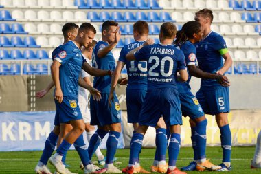 Dinamo Kyiv oyuncuları 21 Ağustos 2020 tarihinde Ukrayna 'nın başkenti Kyiv' de FC Olimpik Donetsk ile oynadıkları maçta gol atarak zaferi kutladılar.