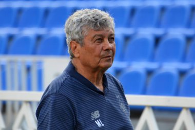 21 Ağustos 2020 tarihinde Ukrayna 'nın Kyiv kentinde oynanan Ukrayna Premier Ligi' nde FC Olimpik Donetsk ile oynanan karşılaşmada Dinamo Kyiv ve Romen uzman Mircea Lucescu 'nun teknik direktörlüğü yapıldı.