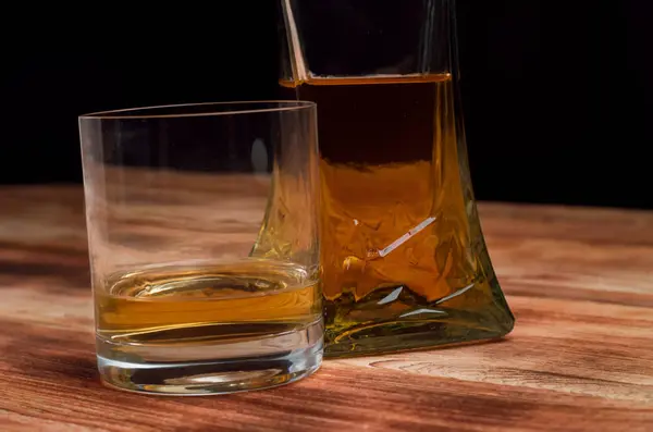 Ochelari Pentru Whisky Masă Lemn — Fotografie, imagine de stoc