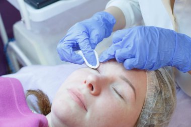 Kadın kirpik uzatma, kirpik Laminasyon için yordam