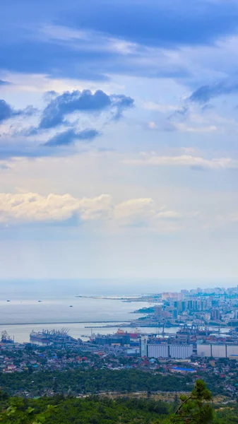 La città balneare di Novorossiysk vista dall'alto — Foto Stock