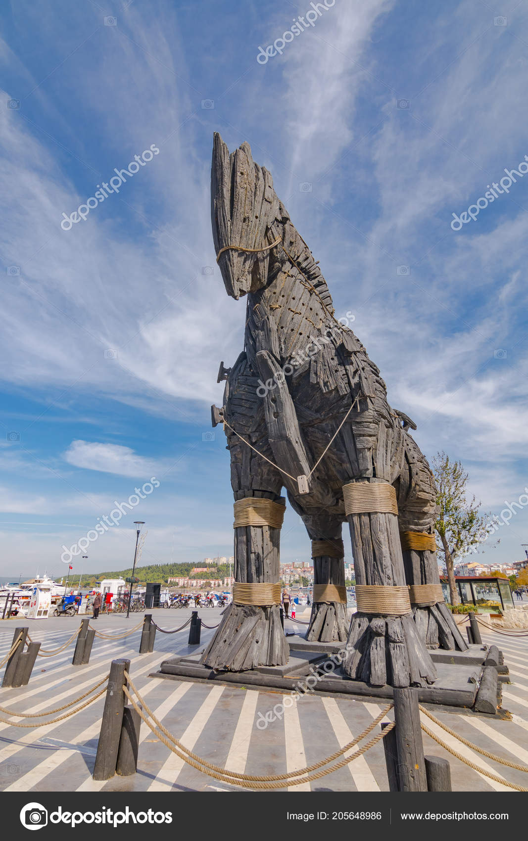 O Cavalo De Troia Na Cidade De Canakkale, Turquia Imagem de Stock Editorial  - Imagem de turquia, helena: 101932394