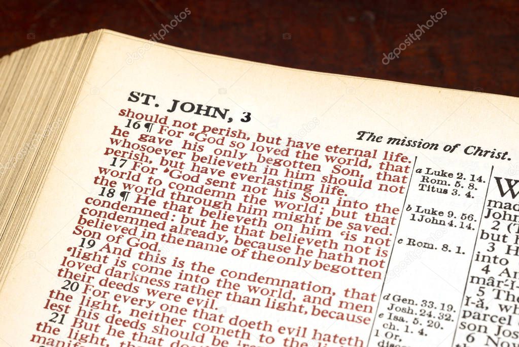 John 3:16 Close-up