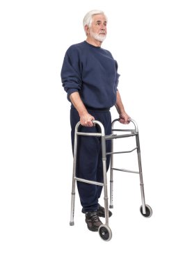 Şu beyaz izole kamera karşı karşıya Walker ile yaşlı adam