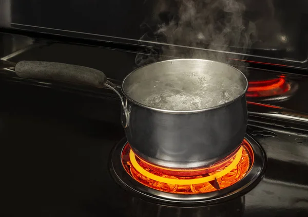 Boiling Pot of Water on Stove With Copy Space — Stock Photo, Image