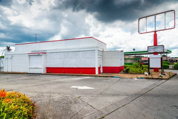 Horizontal Shot Boarded Fast Food Store Pandemic — Stock Photo, Image